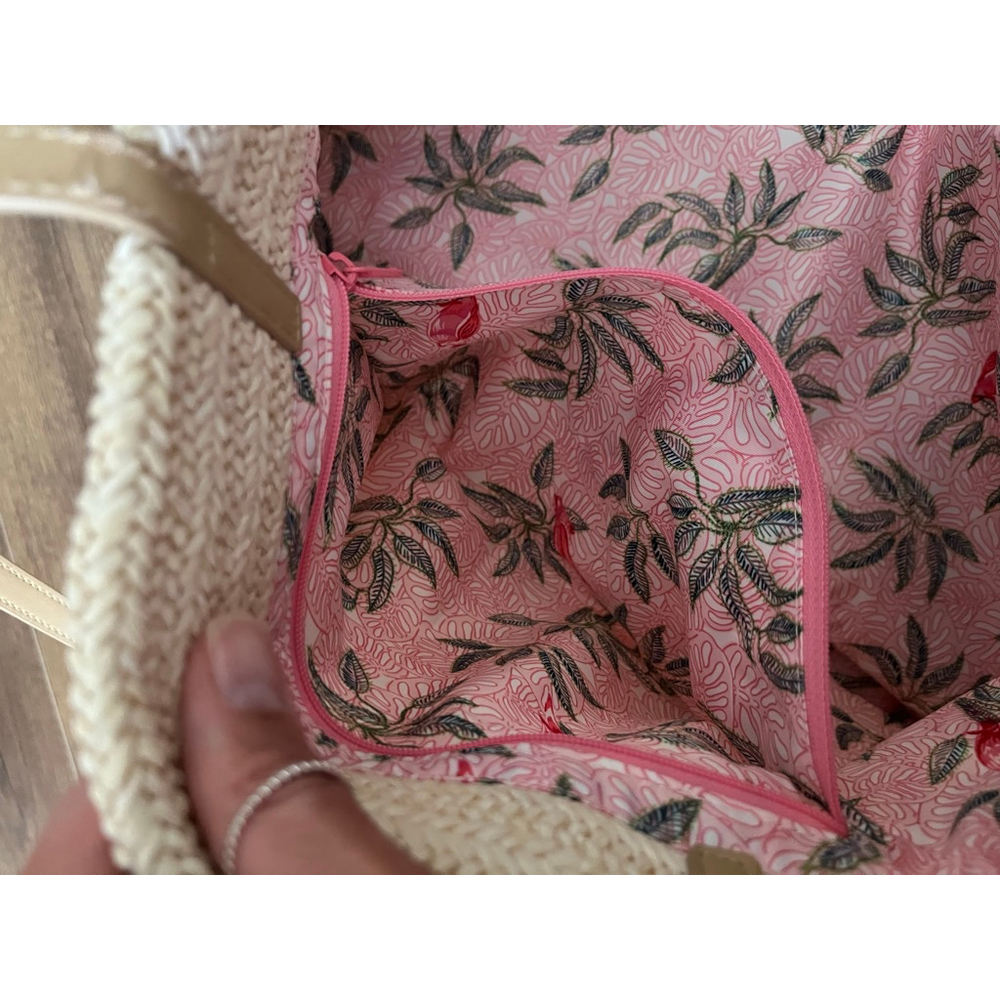 Vera Bradley NWOT pink bird tote purse - Picture 10 of 11
